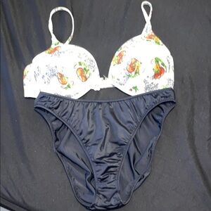 Venus USA Vintage Bikini Size 14